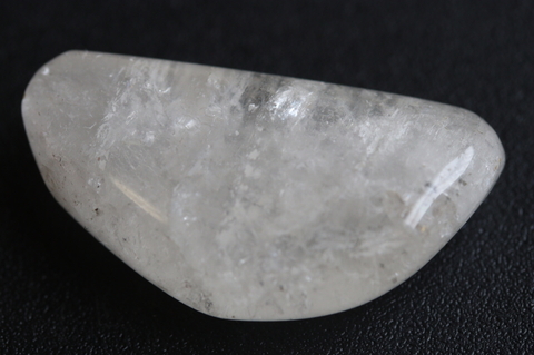 ビッグサイズ まるごとホワイト ロシア産フェナカイト・タンブル 75.8ct