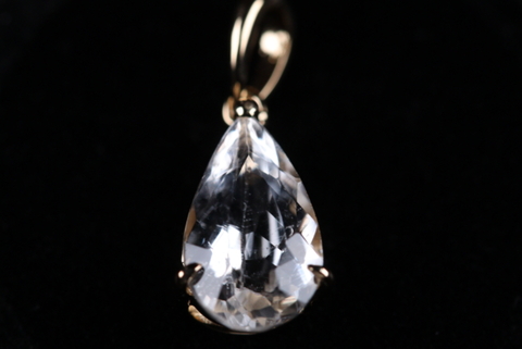 超透明1.56ct！最高波動ロシア産フェナカイト18Kペンダント【最高品質・透明・光沢・超激レア】