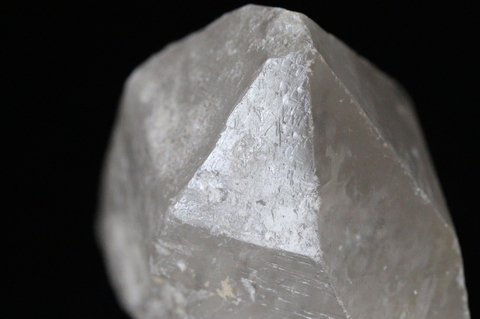 レコードキーパー＆レインボー！高波動ウラル産レムリアン水晶108.1g【高品質・高波動・透明・光沢・超激レア】