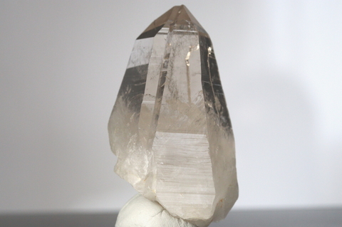 極上テカテカ！レコードキーパー！高波動ウラル産レムリアン・シトリン水晶118.9g【最高品質・高波動・超透明・超光沢・レインボー・超激レア】