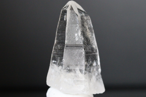 極上！レコードキーパー多数＆セルフヒールド！高波動ウラル産レムリアン水晶68.0g【最高品質・高波動・透明・光沢・超激レア】