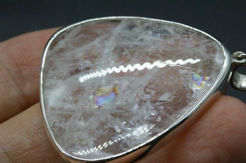 極上レインボー！シナジー12高波動レインボーナトロライト・ペンダント【最高品質・高波動・透明・光沢・レインボー・超激レア】