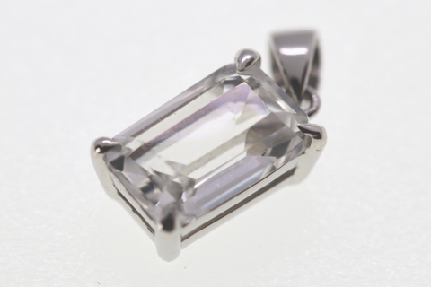 極上宝石0.956ct＆Pt950！超高波動ロシア産フェナカイト・ペンダント鑑別書付き【最高品質・超透明・超光沢・超激レア】