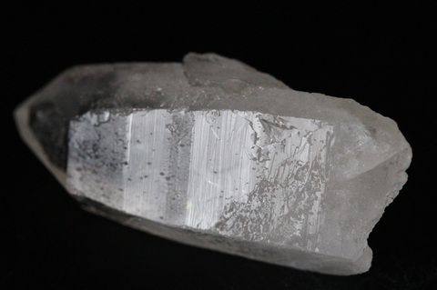 レインボー＆セルフヒールド！高波動ウラル産レムリアン水晶29.8g【最高品質・高波動・透明・光沢・超激レア】