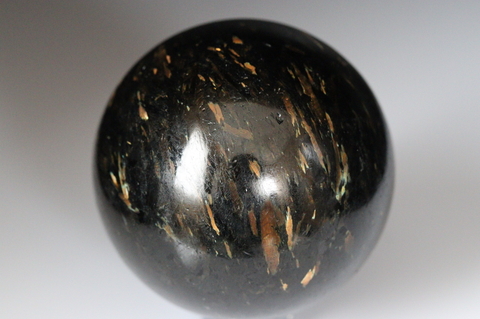 極上究極！ビッグサイズ50mm！高波動グリーンランド産ヌーマイト丸玉【最高品質・高波動・光沢・超激レア】