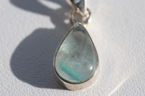 入手困難！極上超透明！南アフリカ産アホイト・シルバーペンダント【最高品質・超透明・超光沢・超激レア】