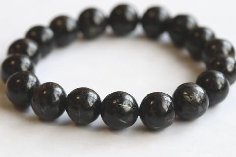 極上ギラギラ！過去最高品質10mm玉！高波動グリーンランド産ヌーマイト・ブレスレット【最高品質・高波動・光沢・超激レア】