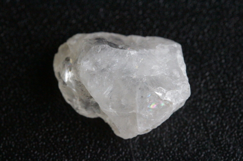 極上！まるごと真っ白11.9ct！超高波動ロシア産フェナカイト原石【最高品質・超透明・超光沢・レインボー・超激レア】