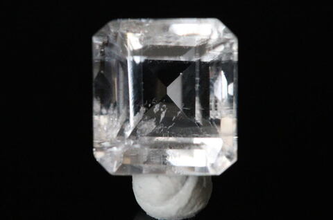 極上宝石3.97ct！超高波動ロシア産フェナカイト・ルース鑑別書付き【最高品質・超透明・超光沢・超激レア】