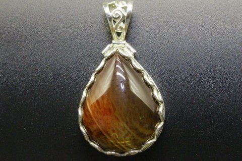 極上！チベット産アンデシン・ペンダント【最高品質・透明・光沢・超激レア】