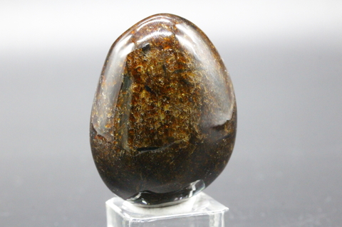 極上高波動！ロシア産ユーディアライト・パームストーン【最高品質・光沢・超激レア】