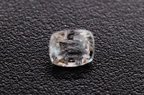 極上宝石1.11ct！超高波動ロシア産フェナカイト・ルース鑑別書付き【最高品質・超透明・超光沢・超激レア】