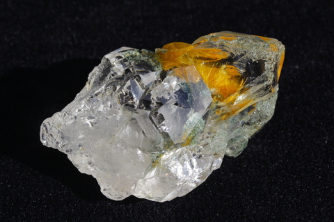 極上最高品質！インド・マニハール産ゴールドルチルクォーツ【極上最高品質・超透明・超光沢・レインボー・超激レア】