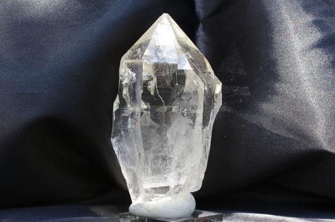 最高品質マスタークリスタル！インド・マニハール産水晶【最高品質・超透明・超光沢・レインボー・レコードキーパー・激レア】
