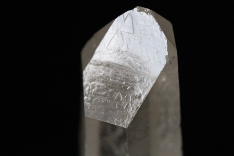 レコードキーパー＆レインボー！高波動ウラル産レムリアン水晶32.9g【最高品質・高波動・透明・光沢・超激レア】