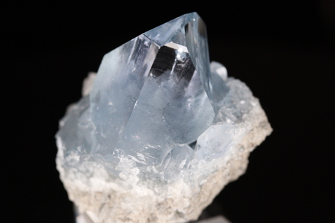 極上！超透明セレスタイト・クラスター【最高品質・超透明・超光沢・超激レア】