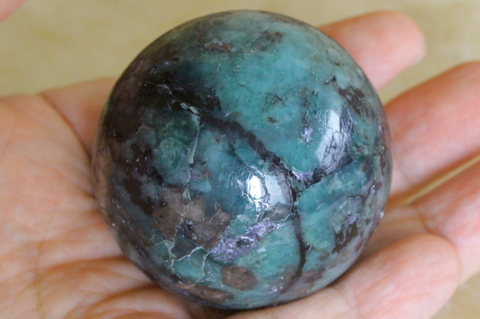 極上！高品質エメラルド丸玉【高品質・激レア】