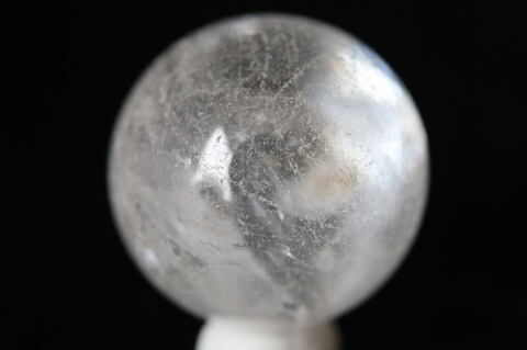 極上！超透明57.4ct！超高波動ロシア産フェナカイト丸玉・鑑別所付き【最高品質・超高波動・超光沢・超透明・レインボー・超激レア】