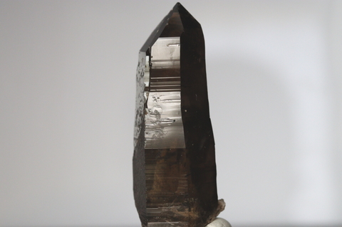 超激レア！ファントム＆レインボー！国産天然スモーキークォーツ46.0g【最高品質・超透明・超光沢・超激レア】