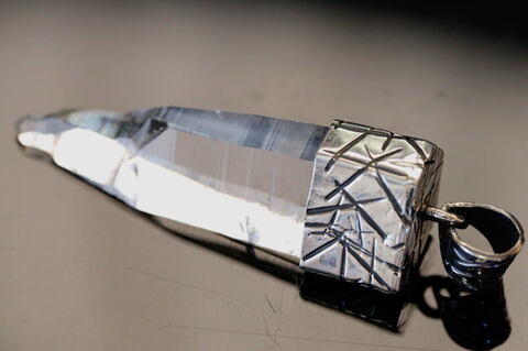 極上！フルクリア！超透明ガネーシュヒマール水晶ペンダント【最高品質・超透明・超光沢・超激レア】