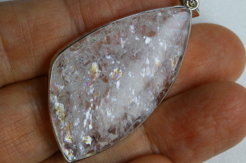 極上！シナジー12高波動レインボーナトロライト・シルバーペンダント46mm【最高品質・高波動・透明・光沢・レインボー・超激レア】