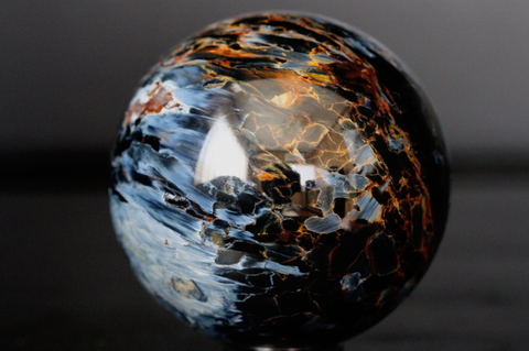 超激レア！高波動！ナミビア産ブルーピーターサイト丸玉53mm【最高品質・高波動・光沢・超激レア】