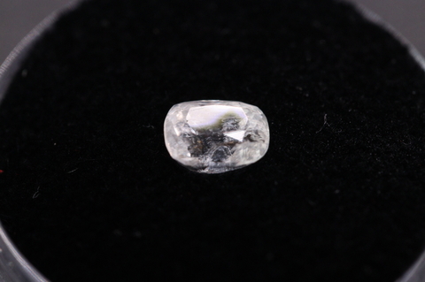 極上宝石0.80ct！超高波動ロシア産フェナカイト・ルース鑑別書付き【最高品質・超透明・超光沢・超激レア】