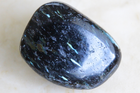 極上！高波動グリーンランド産ヌーマイト・パームストーン2【最高品質・高波動・光沢・超激レア】