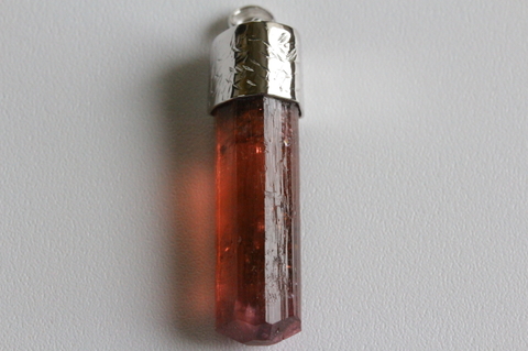 激レア！ロシア産ルべライト・シルバーペンダント【高品質・透明・光沢・激レア】