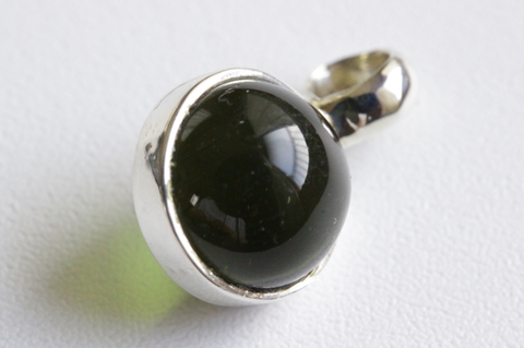 [STARBORN]極上6.2ct！高波動モルダバイト丸玉ペンダント【最高品質・透明・光沢・超激レア】