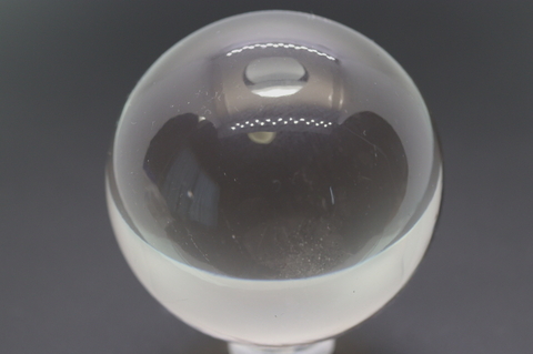 完全透明　ガネーシュヒマール産水晶 丸玉 約50mm