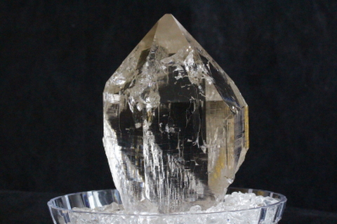 極上最高品質！インド・マニハール産水晶【最高品質・超透明・超光沢・レインボー・激レア】