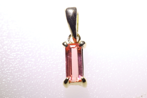超超激レア！超透明0.18ct！高波動パキスタン産ベイリネナイト18Kペンダント【最高品質・超透明・超光沢・超超激レア】