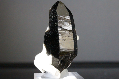 極上光沢！レコードキーパー！高波動チベット産モリオン原石48mm【最高品質・超光沢・レコードキーパー・激レア】