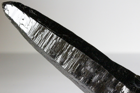 極上！超ロング126mm！高波動チベット産モリオン原石【最高品質・超光沢・レコードキーパー・超激レア】