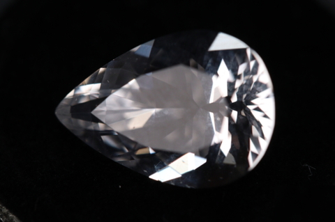 ビッグサイズ3.02ct 完全透明 ロシア産フェナカイト・ルース