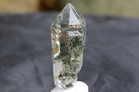 極上！インド・マニハール産水晶【最高品質・超透明・光沢・クローライト・DT・レインボー・激レア】