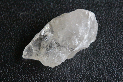 ガラス光沢！まるごと真っ白13.0ct！超高波動ロシア産フェナカイト原石【最高品質・超透明・超光沢・レインボー・超激レア】