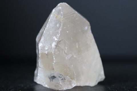 レインボー入り！高波動ウラル産レムリアン水晶81.5g【高品質・高波動・透明・光沢・レインボー・超激レア】