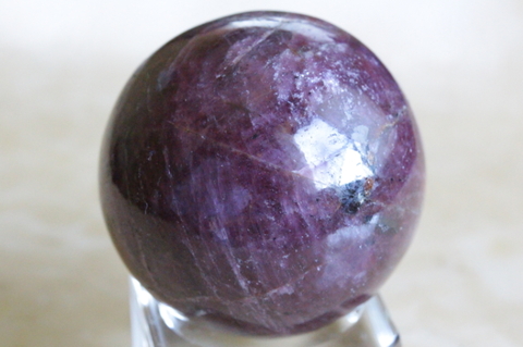 激レア！高品質インド産ルビー丸玉【高品質・光沢・激レア】