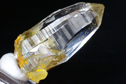 極上マスタークリスタル！超透明ガネーシュヒマール産ゴールデンヒーラー38.2g【最高品質・超透明・超光沢・レインボー・超激レア】