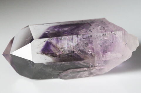 極上！ファントム＆レインボー＆水入り！高波動ブランドバーグ産アメジスト64.7g【最高品質・超透明・超光沢・レインボー・超激レア】