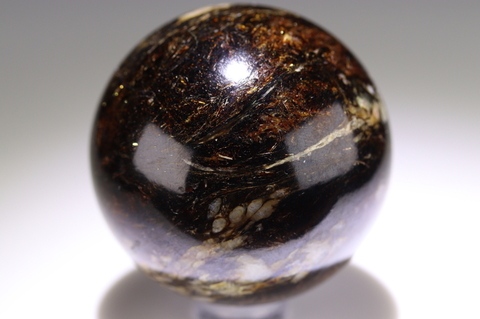 極上ギラギラ！ナトロライト入り49mm！ロシア産アストロフィライト丸玉【最高品質・高波動・光沢・超激レア】