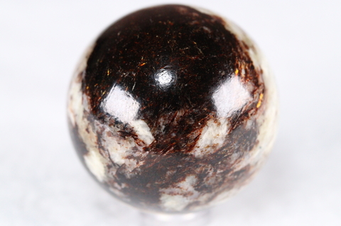 極上ギラギラ！高波動ロシア産アストロフィライト丸玉44mm【最高品質・高波動・光沢・超激レア】