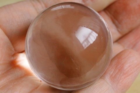  極上！超透明ヒマラヤ水晶丸玉3【最高品質・超透明・光沢・レインボー・激レア】