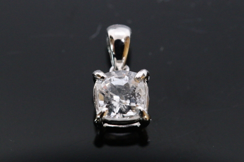 極上宝石0.469ct＆Pt900！超高波動ロシア産フェナカイト・ペンダント鑑別書付き【最高品質・超透明・超光沢・超激レア】