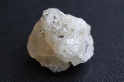 希少ゴールデン ロシア産フェナカイト原石 35.0ct