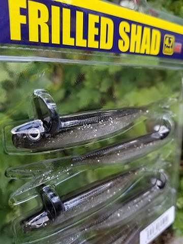 デプス　フリルドシャッド4.7”