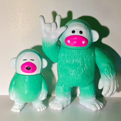ヤーティ　サレ　￼￼YEAHTI SARE ソフビ ビッグフット・サレ＆ヤーティソフビフィギュア【限定GID Green