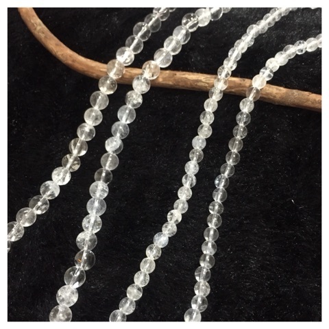 ヒマラヤ水晶ネックレス　6㎜